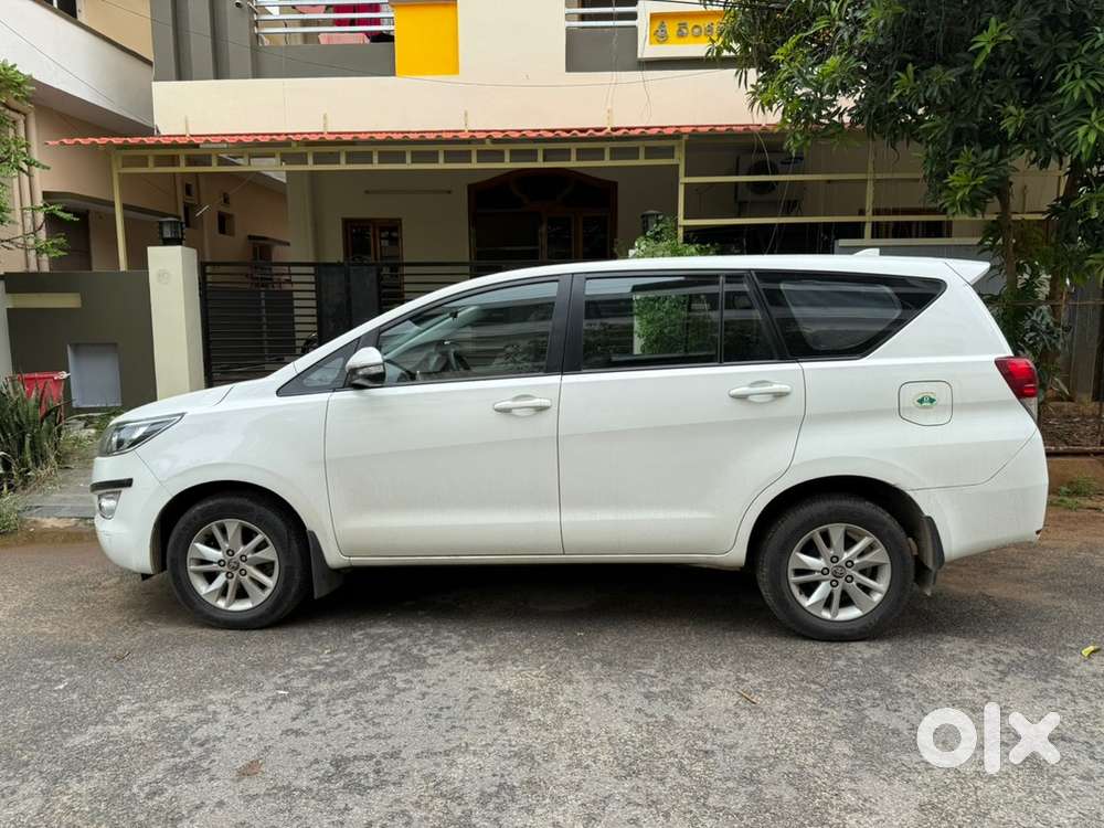 Toyota Innova Crysta 2017