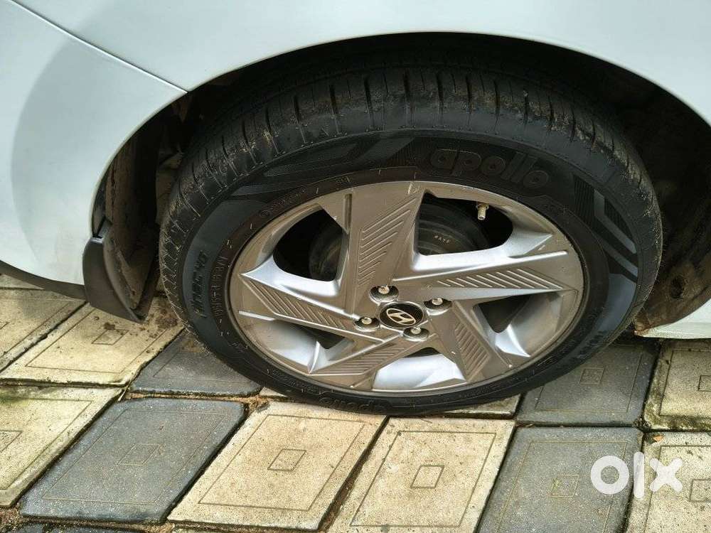 Hyundai Verna 1.5 Sx (o) Vtvt, 2023, Petrol