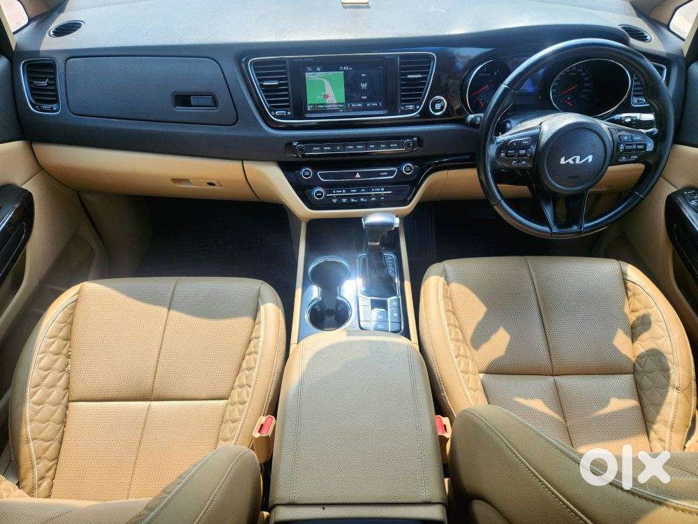 Kia Carnival Limousine Plus 7 Str, 2022, Diesel