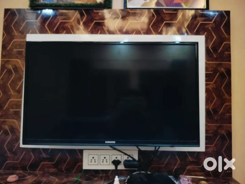 Led of samsung company 10 years old
