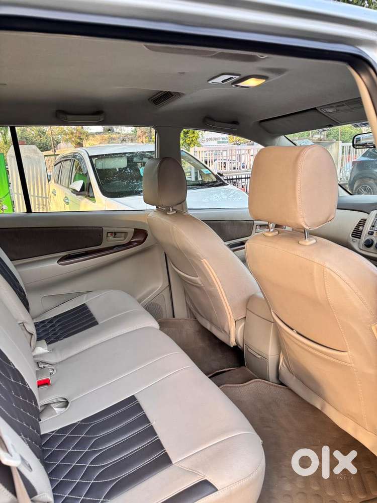 Toyota Innova 2.0 Gx 8 Seater Bs Iv, 2014, Diesel