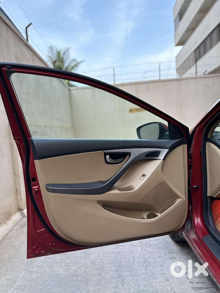 Hyundai New Elantra 1.8 Sx (o) At Vtvt, 2015, Petrol