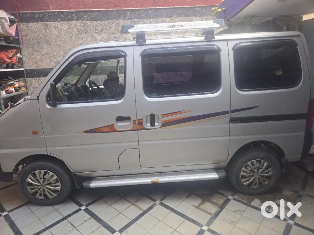 Maruti Suzuki Eeco 2017 Petrol 15300 Km Driven