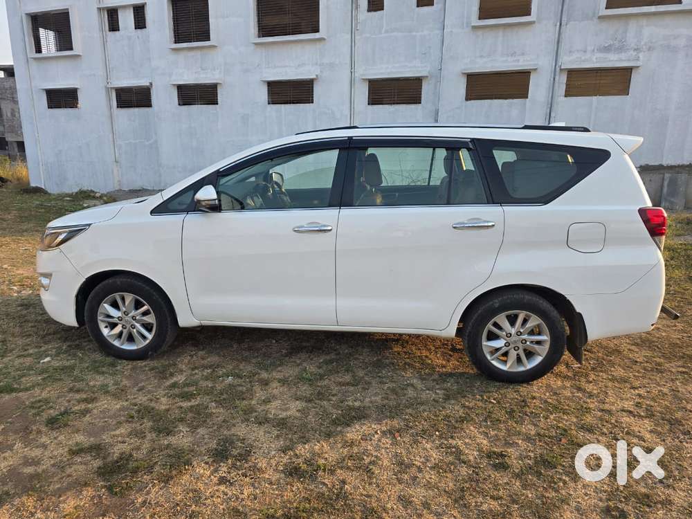 Toyota Innova Crysta 2.4 V 8 Str, 2019, Diesel