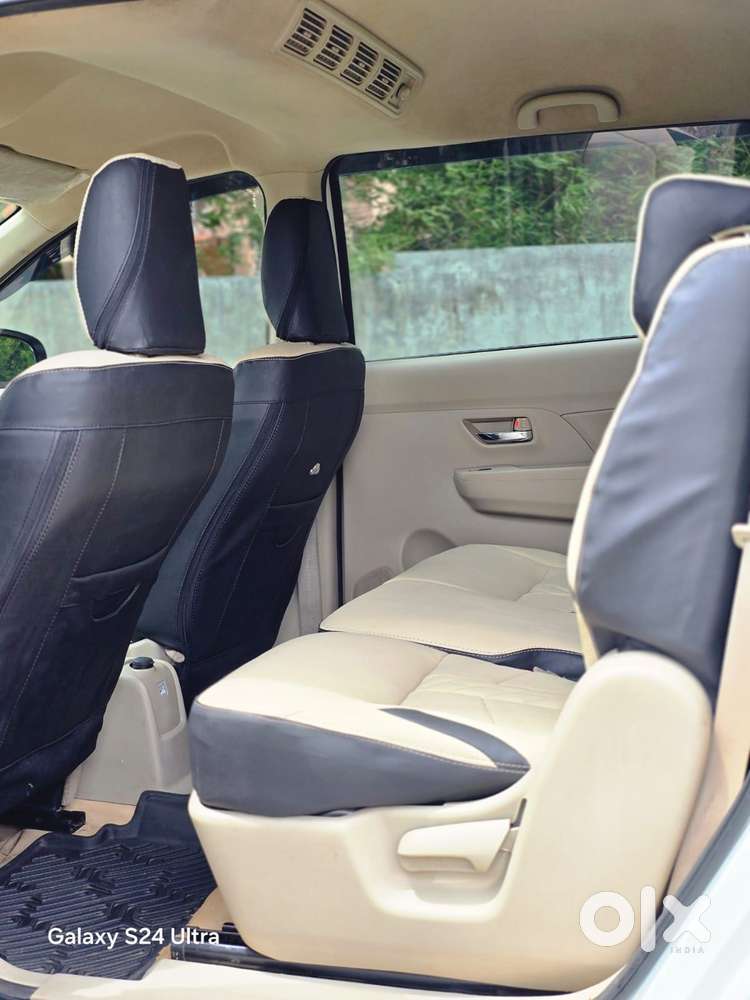 Maruti Suzuki Ertiga Vxi Shvs, 2023, Cng & Hybrids