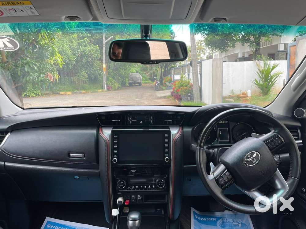 Toyota Fortuner Legender 2022