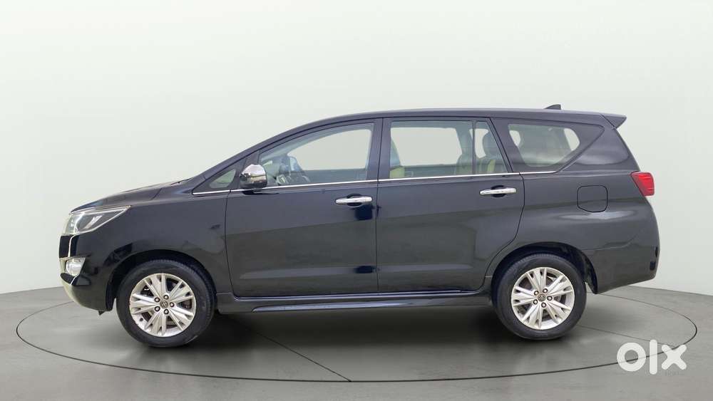 Toyota Innova Crysta 2.8 Zx At, 2016, Diesel