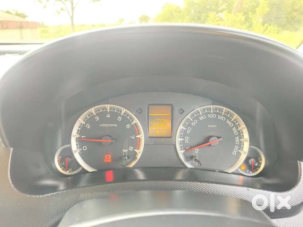 Maruti Suzuki Swift Vxi 2016