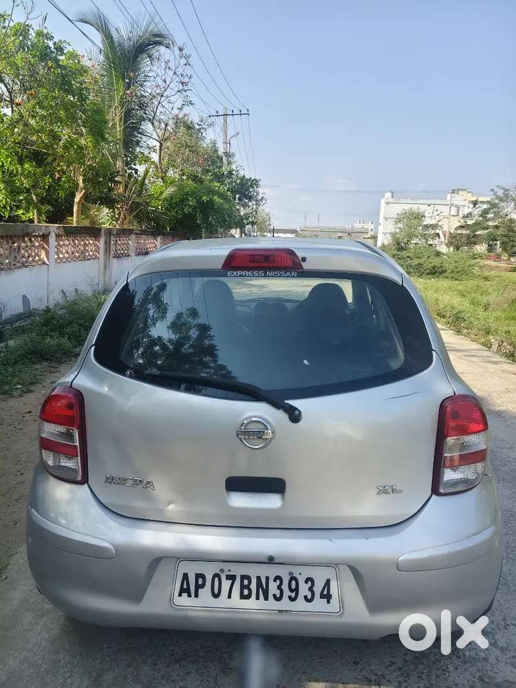 Nissan Micra 2012 Petrol 92500 Km Driven