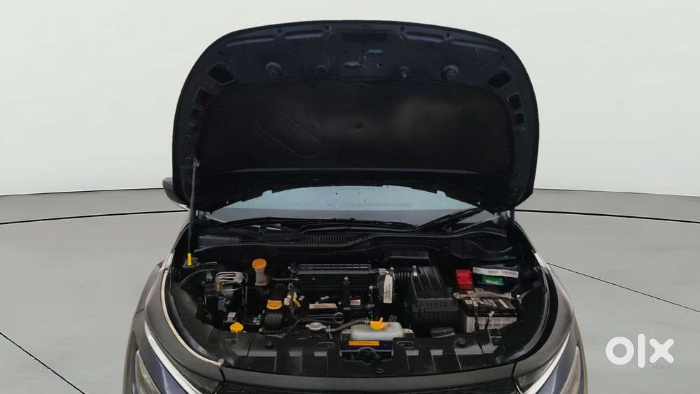 Tata Altroz Xza Plus (s), 2024, Petrol