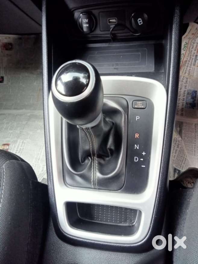 Hyundai Venue, 2021, Petrol