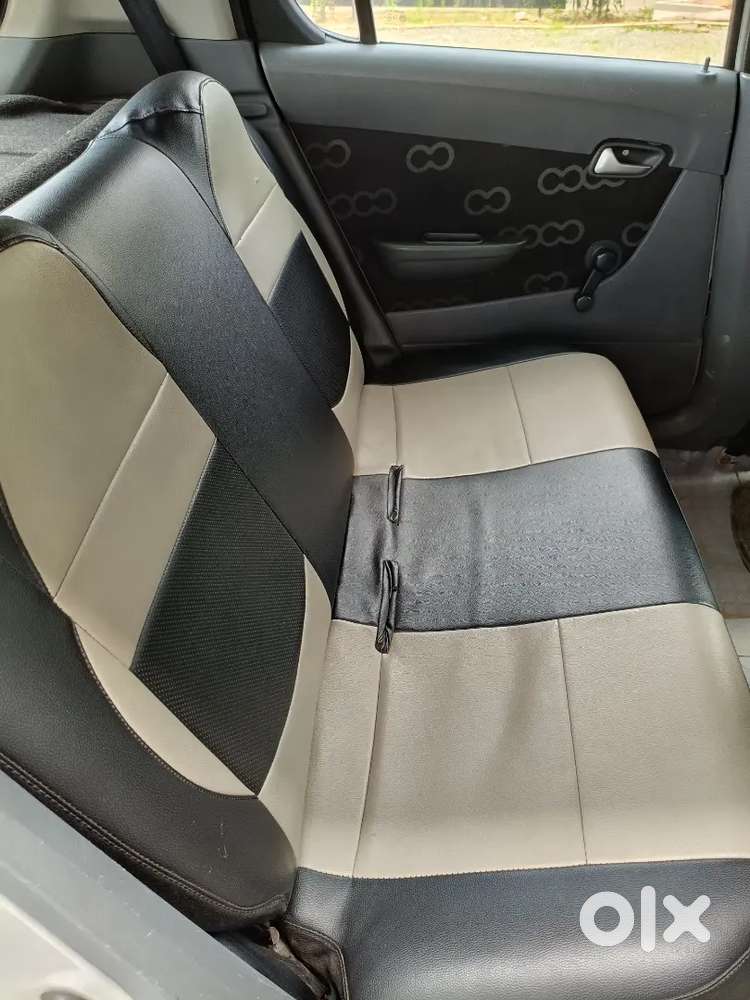 Maruti Suzuki 800 2013