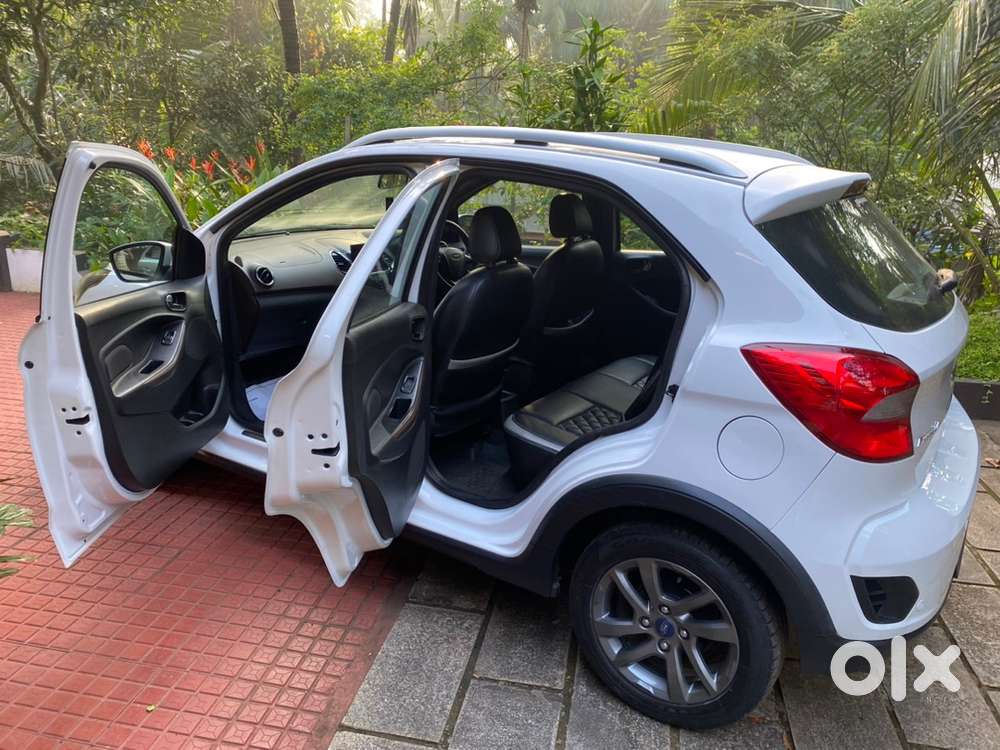 Ford Freestyle Petrol 2019