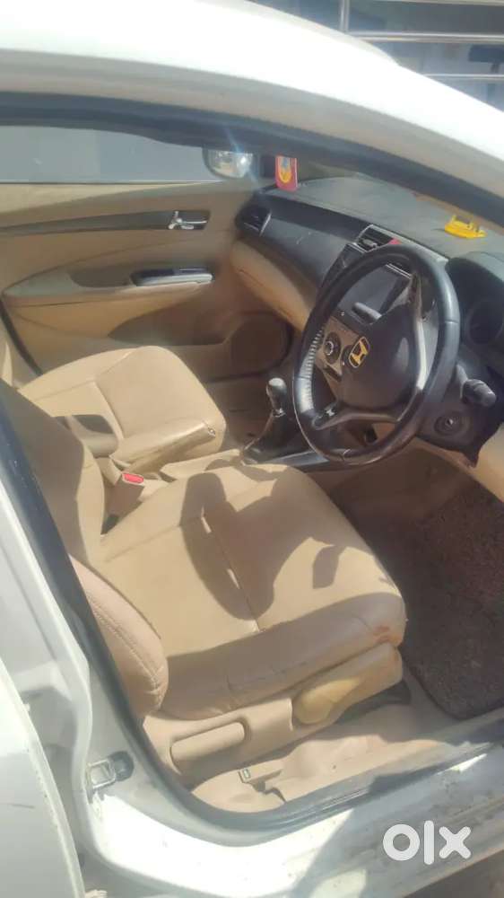 Honda City 1.5 V Mt Sunroof  88,000 Km  Single Owner  Jaipur  2013