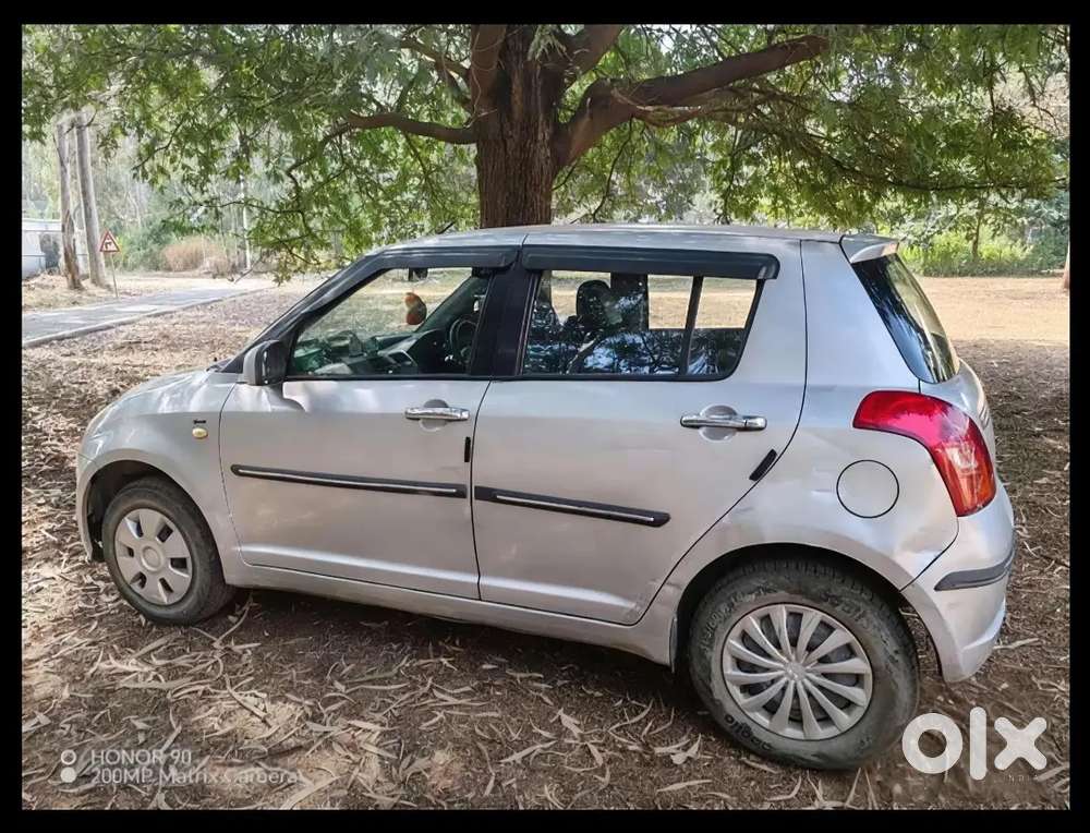 Maruti Suzuki Swift 2007 Cng & Hybrids 94472 Km Driven