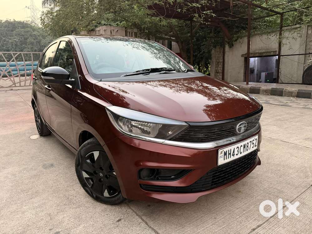 Tata Tiago 1.2 Revotron Xta, 2025, Petrol