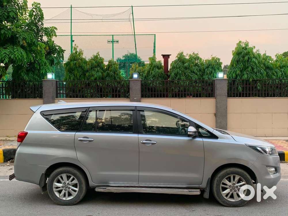 Toyota Innova Crysta 2.7 Gx Mt, 2016, Cng & Hybrids