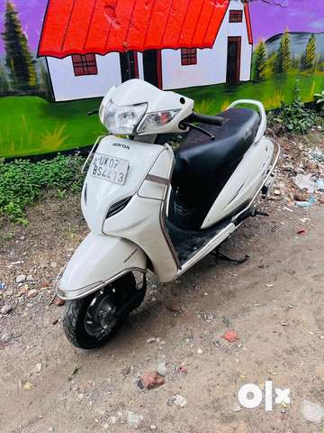 HONDA ACTIVA 3G 2016 MODEL KM 22000 FIRST OWNER FULL INSURANCE