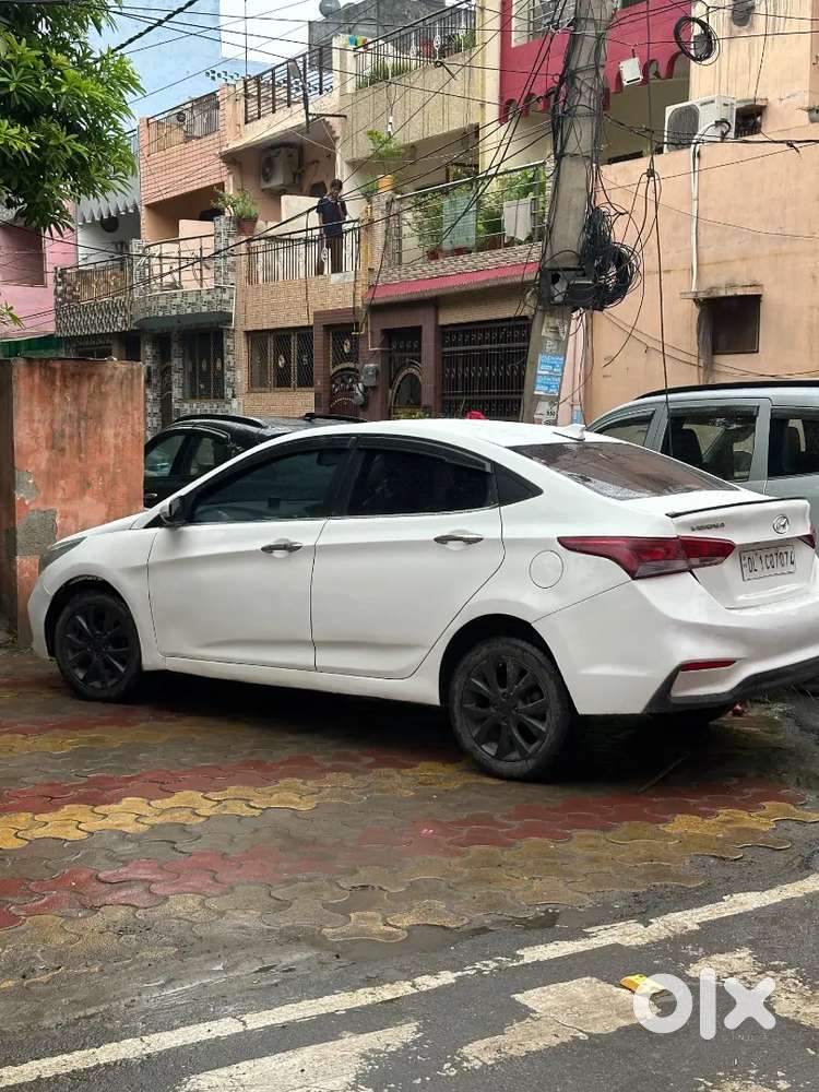 Hyundai Fluidic Verna 2014