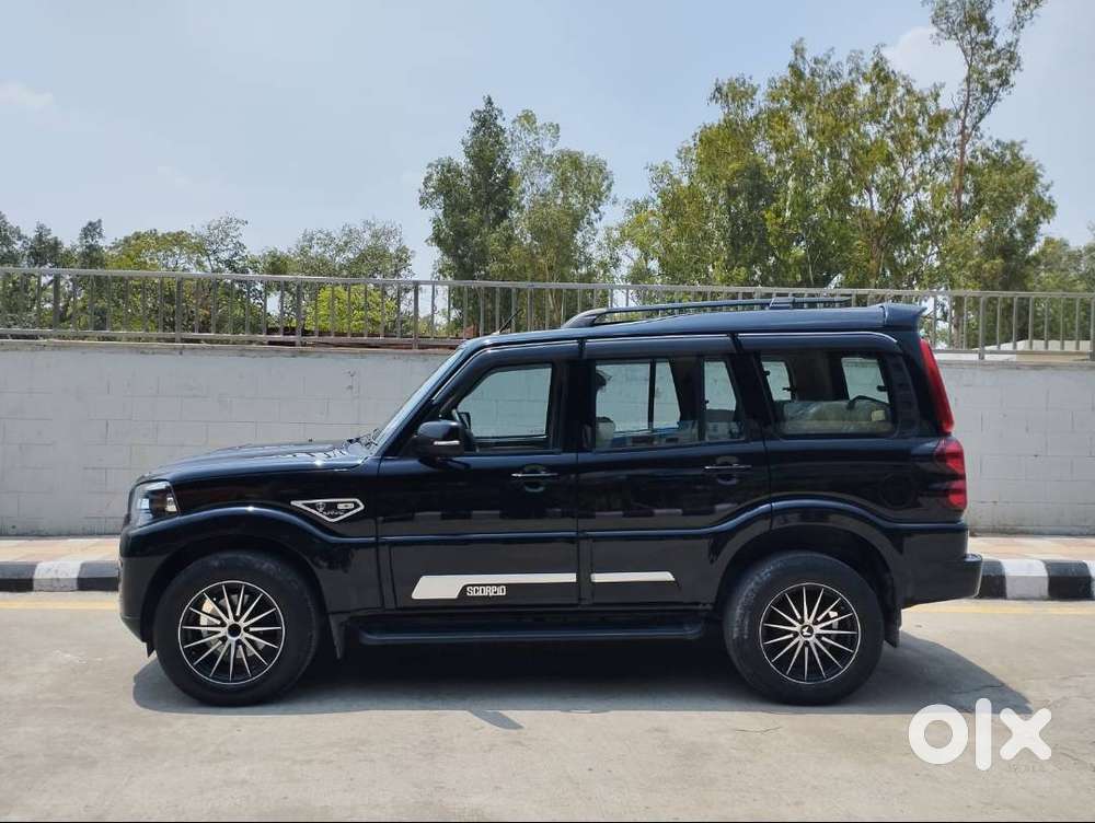 Mahindra Scorpio Classic 2023