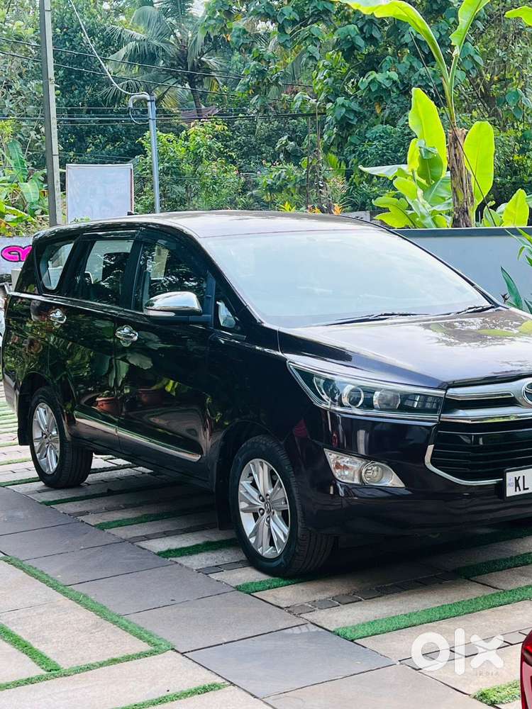 Toyota Innova Crysta 2.8 Z, 2016, Diesel