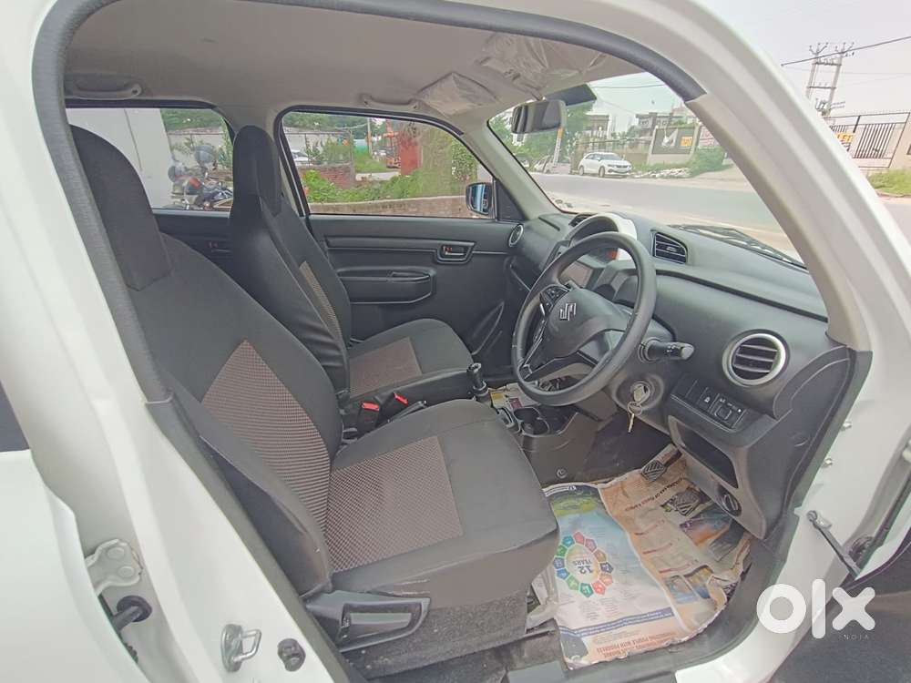 Maruti Suzuki S-presso Vxi Opt, 2024, Petrol