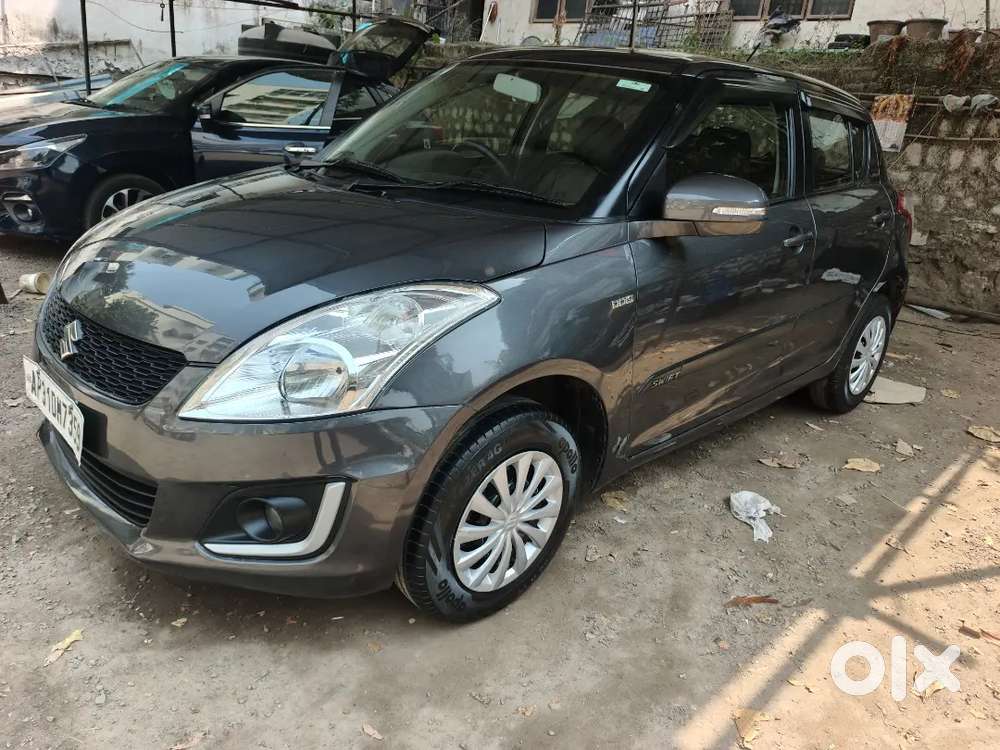 Maruti Suzuki Swift 2017 Diesel 102000 Km Driven