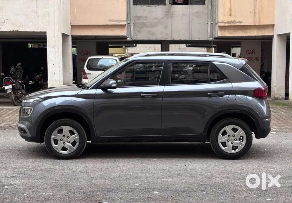 Hyundai Venue 1.2 S Plus, 2021, Petrol