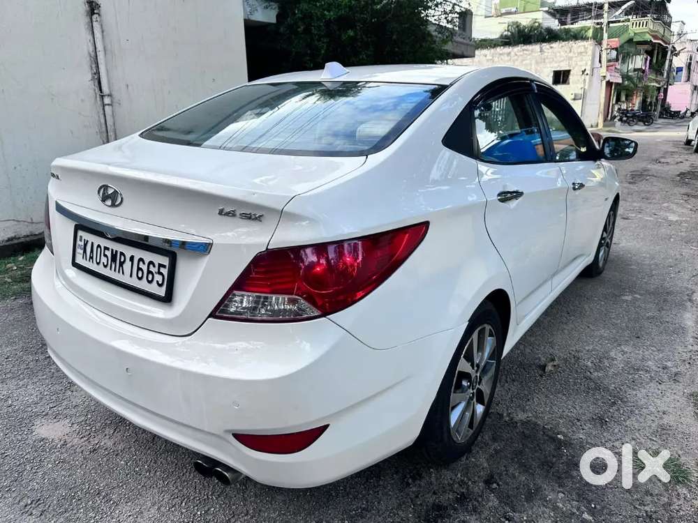 Hyundai Verna Diesel Manual 2015