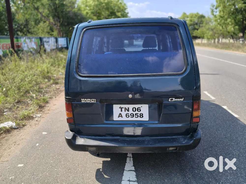 Maruti Suzuki Omni 2010