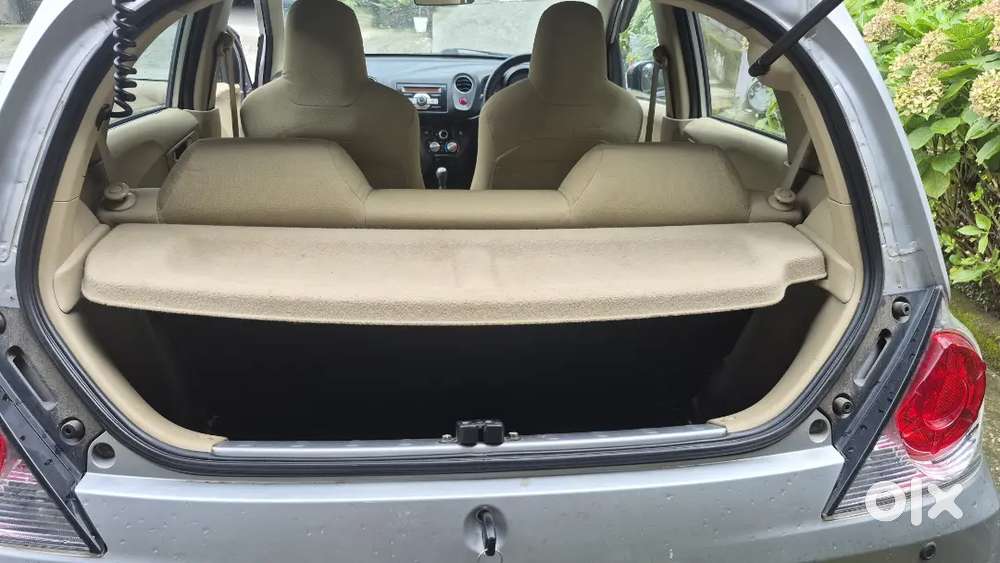 Honda Brio Mt Petrol 2014