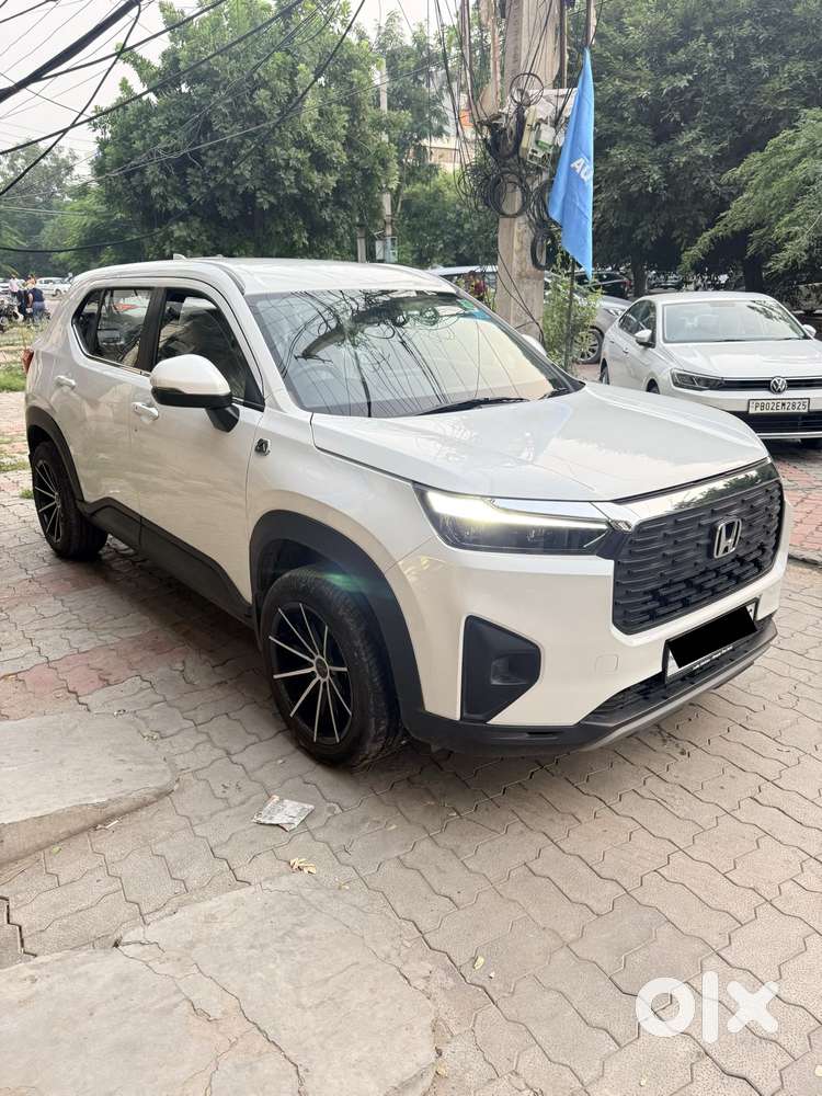 Honda Elevate V Mt, 2025, Petrol