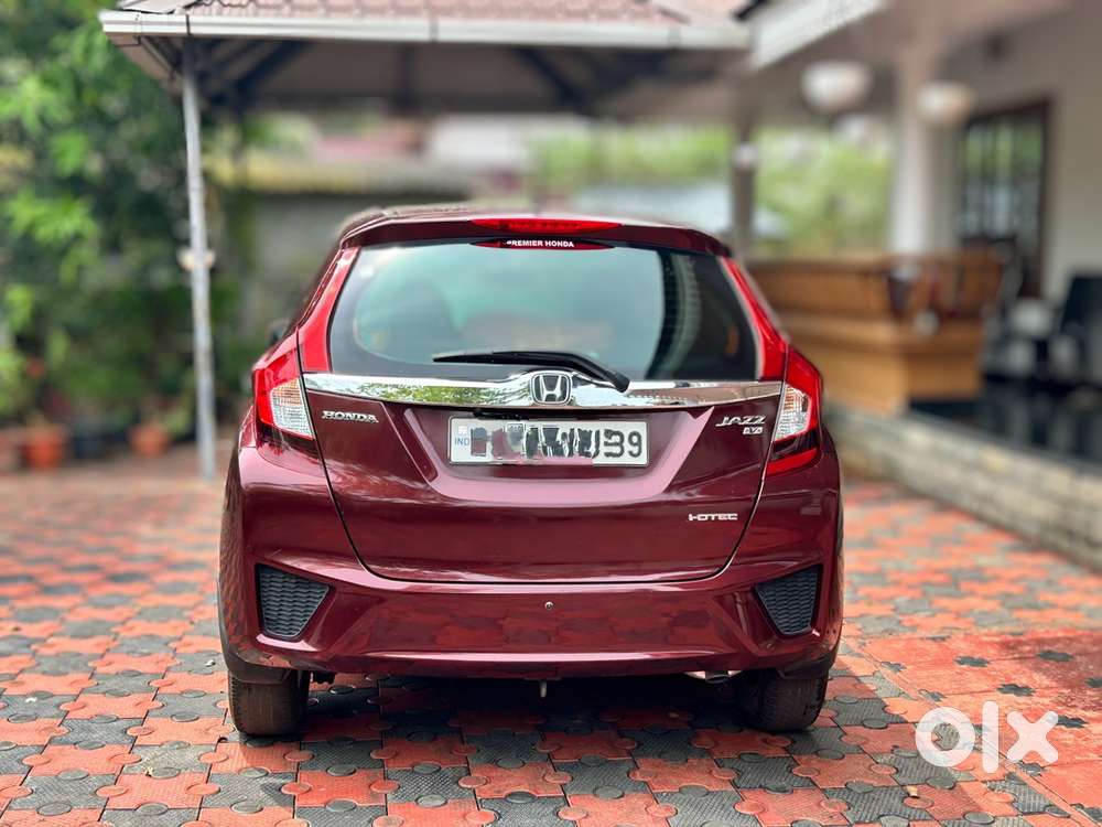 Honda Jazz 2017 Diesel Well Maintained
