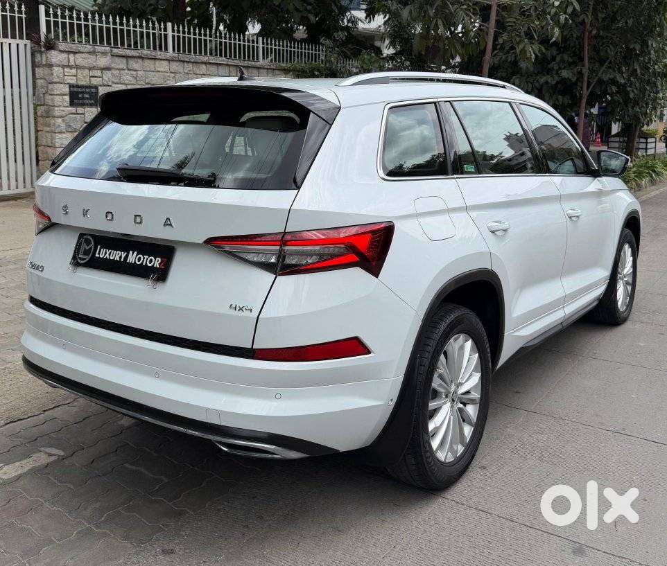 Skoda Kodiaq 2.0 L&k Tdi 4x4 At, 2023, Petrol