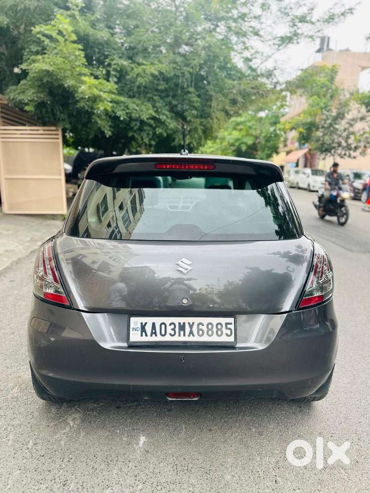 Maruti Suzuki Swift Vxi Optional, 2016, Petrol