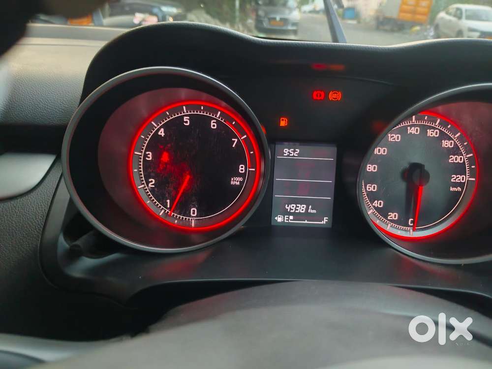 Maruti Suzuki Swift Vxi Abs Bsiv, 2022, Petrol