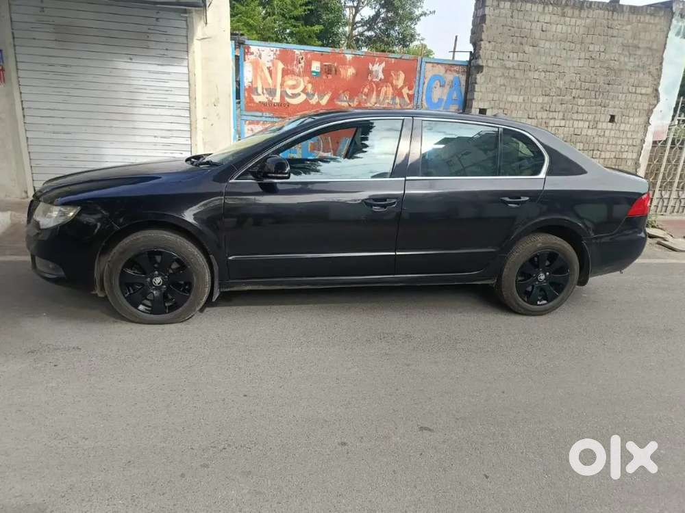 Skoda Superb Elegance 2012