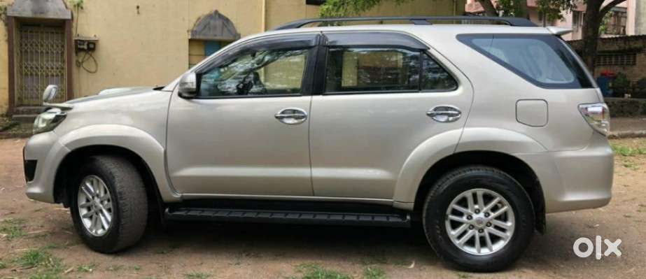 Toyota Fortuner 3.0 4x2 Automatic, 2012, Diesel