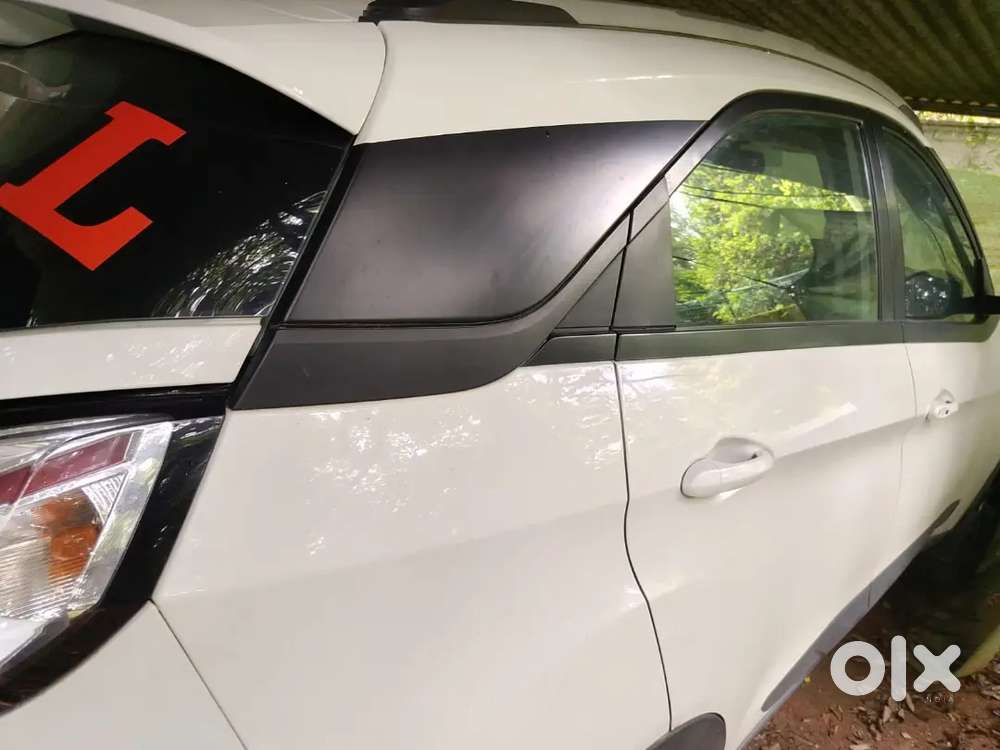 Tata Nexon 2022 Petrol 20000 Km Driven,well Maintained.