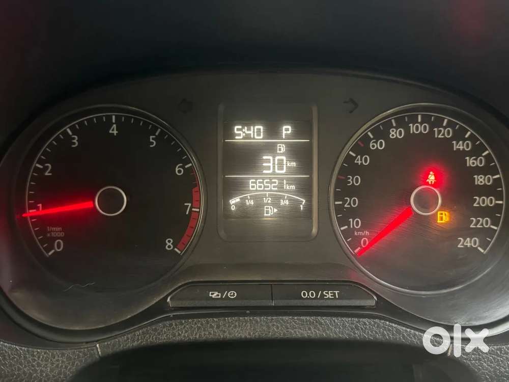 Volkswagen Vento 1.2 Highline Plus At 16 Alloy, 2019, Petrol
