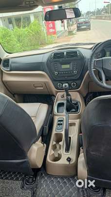 Mahindra Tuv 300 T8, 2016, Diesel