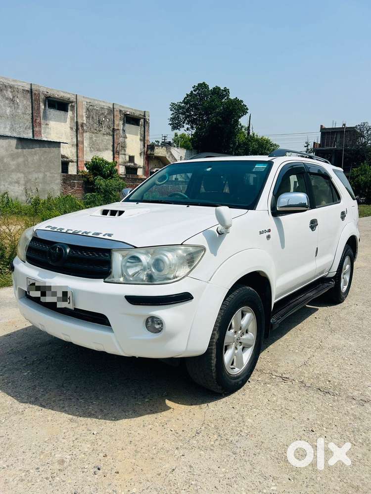 Toyota Fortuner 4x4 Mt 2.8 Diesel, 2011, Diesel