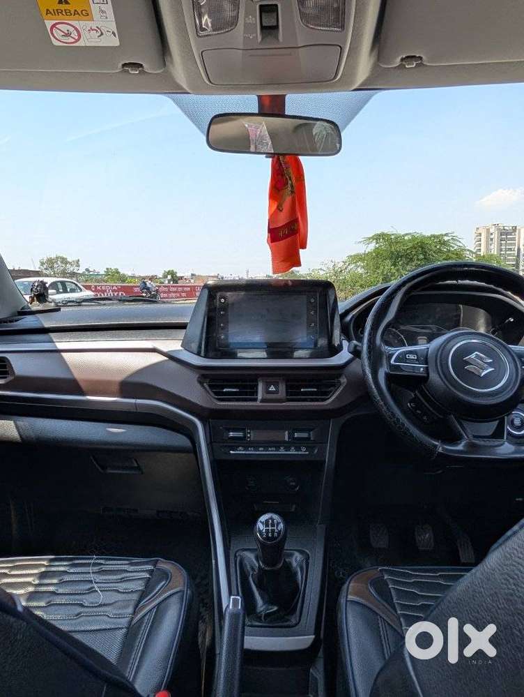 Maruti Suzuki Brezza 1.5 Zxi Smart Hybrid, 2023, Petrol