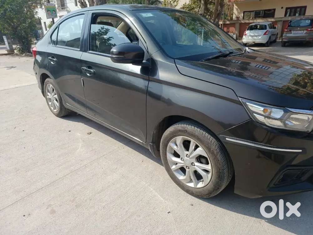 Honda Amaze 2018 Diesel Vx Top Manual 48500 Km Driven.
