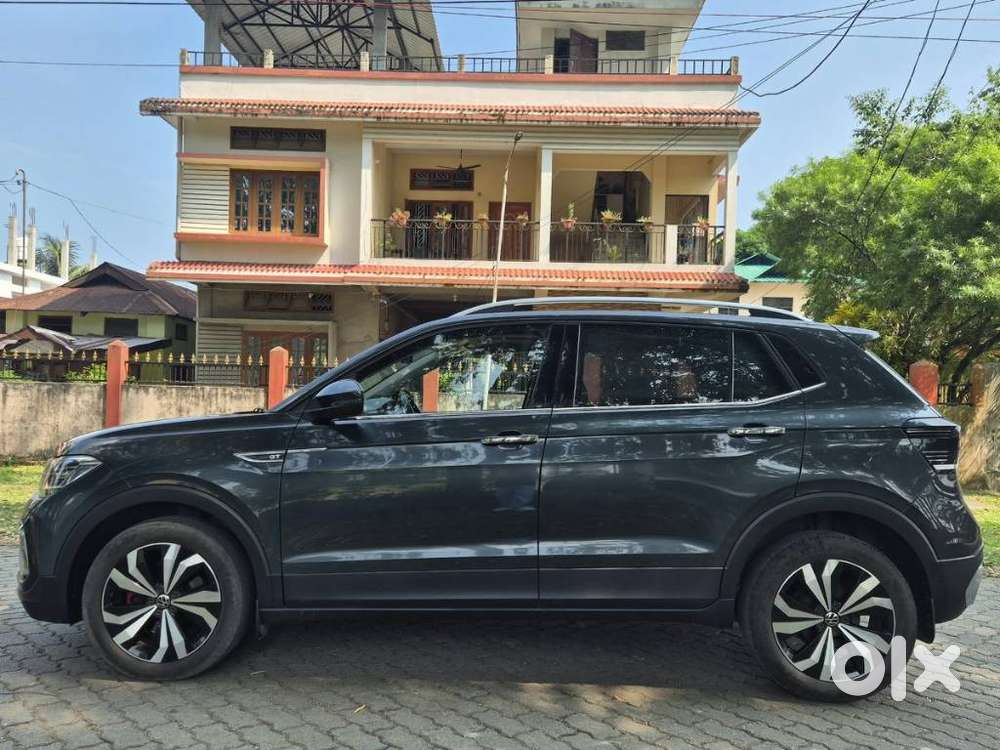 Volkswagen Tiguan, 2022, Petrol