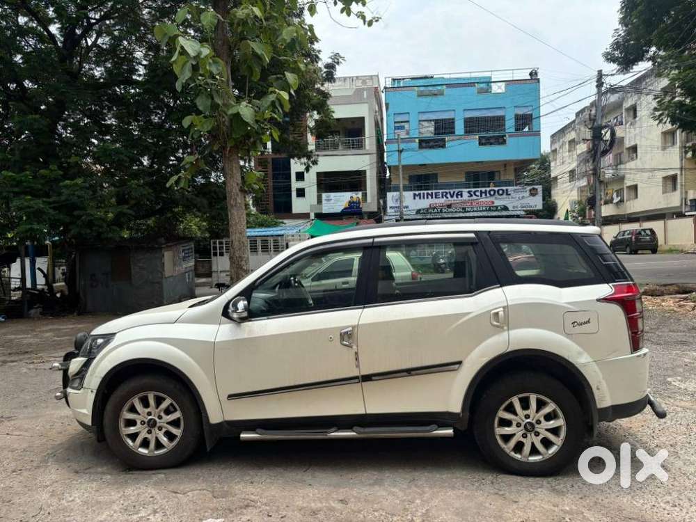 Mahindra Xuv500, 2016