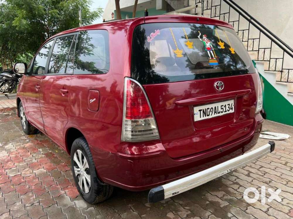 Toyota Innova 2.5 G (diesel) 8 Seater, 2005, Diesel