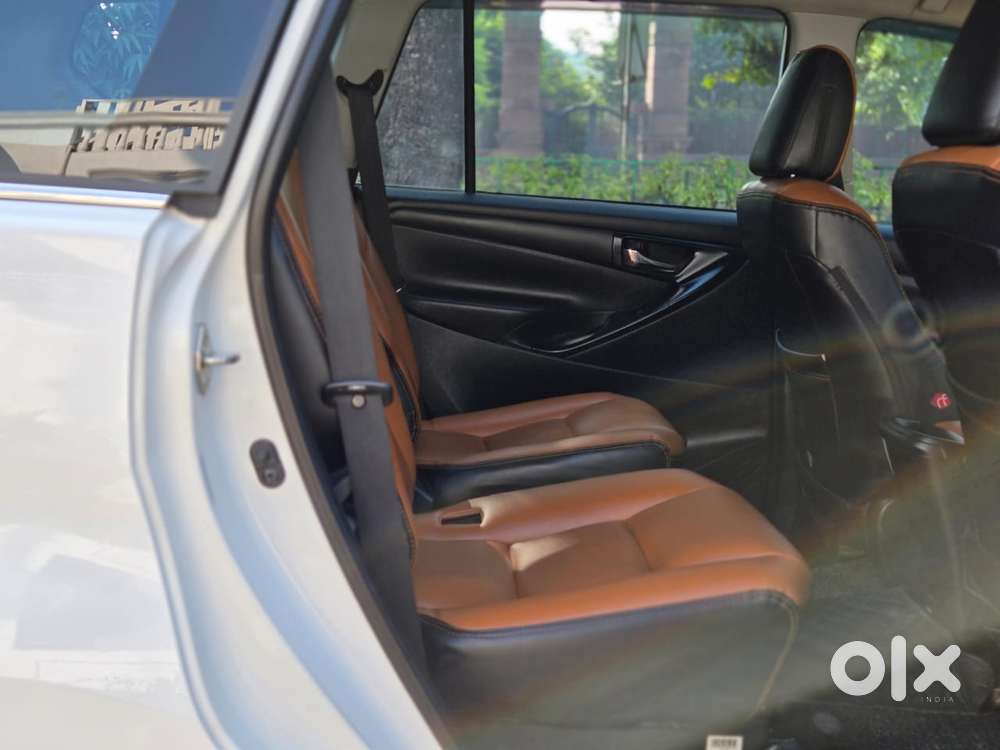 Toyota Innova Crysta [2020-ongoing] 2.4 Zx At 7 Str, 2022, Diesel