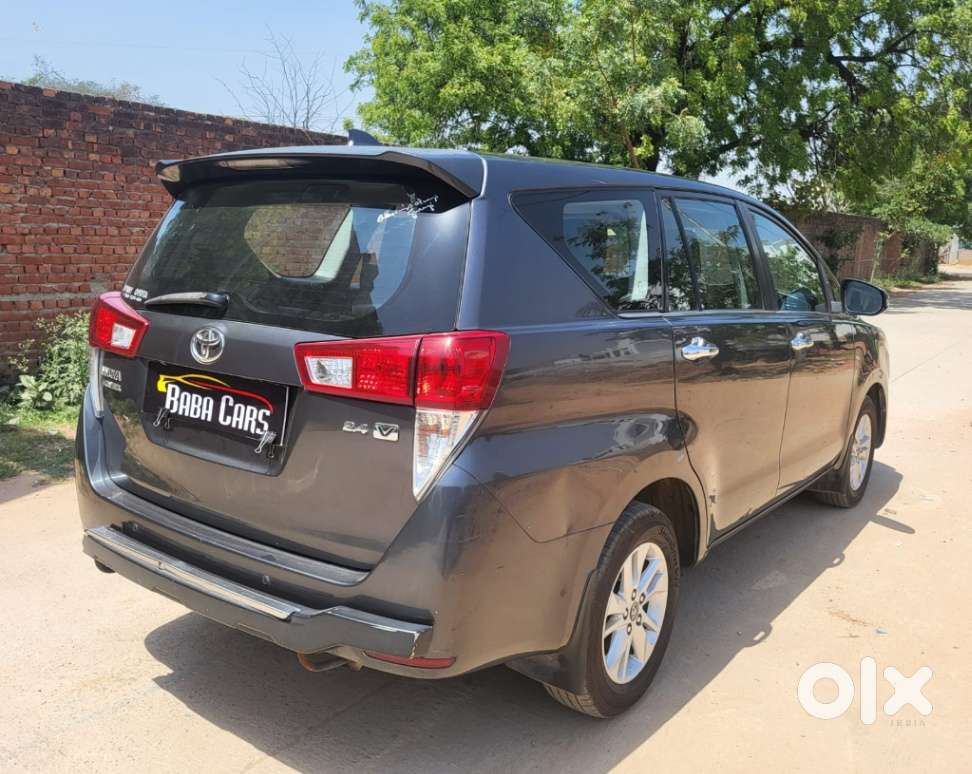 Toyota Innova Crysta 2.4 V, 2017, Diesel