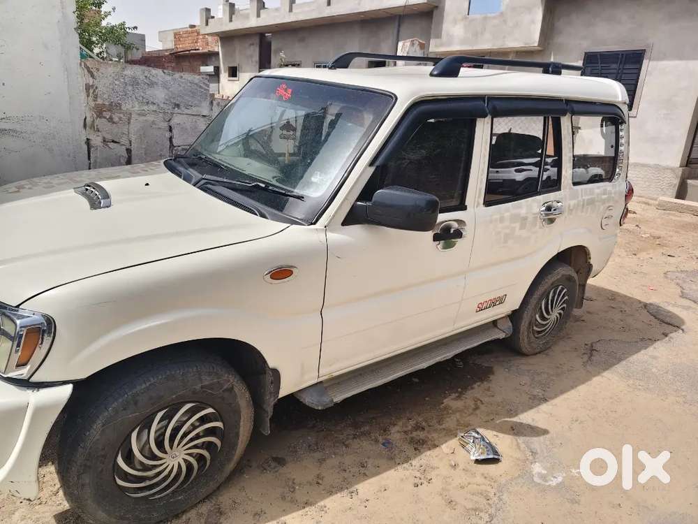Mahindra Scorpio Diesel 2012 Variant